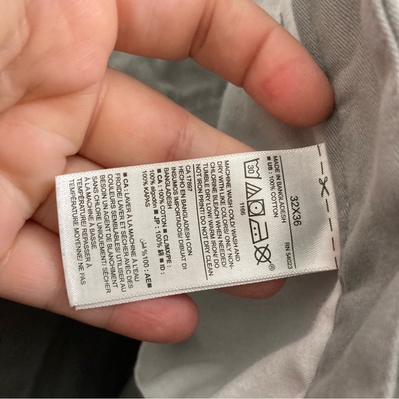 Old Navy Straight Casual Pants - Gray - Size 32x36 - Picture 6 of 8